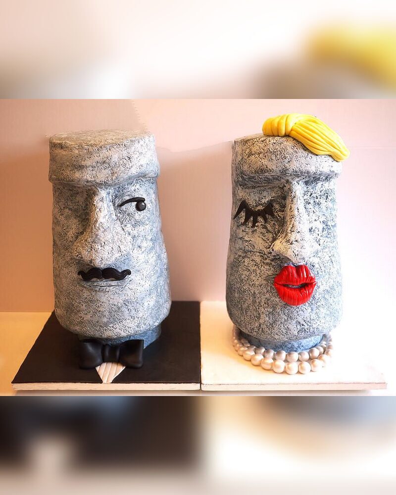 A playful Moai bride and groom